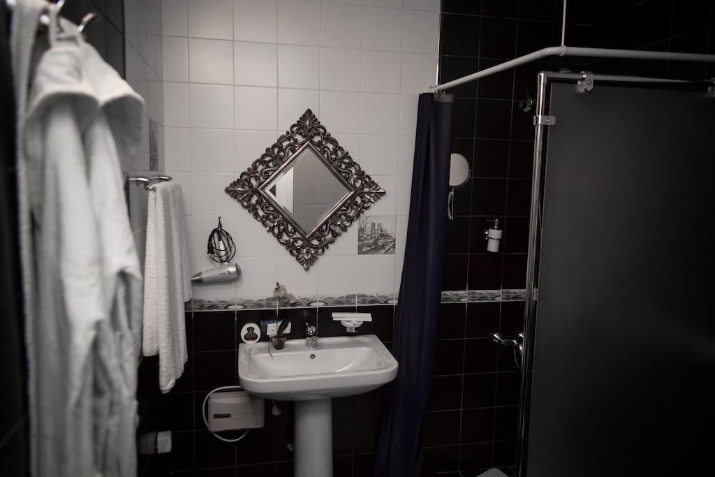Hotel General Ekibastuz Екстериор снимка