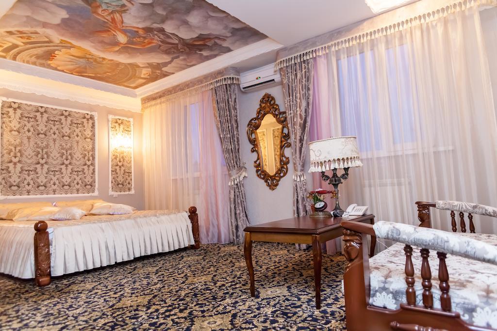 Hotel General Ekibastuz Екстериор снимка