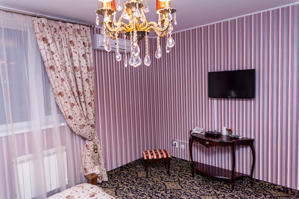 Hotel General Ekibastuz Стая снимка