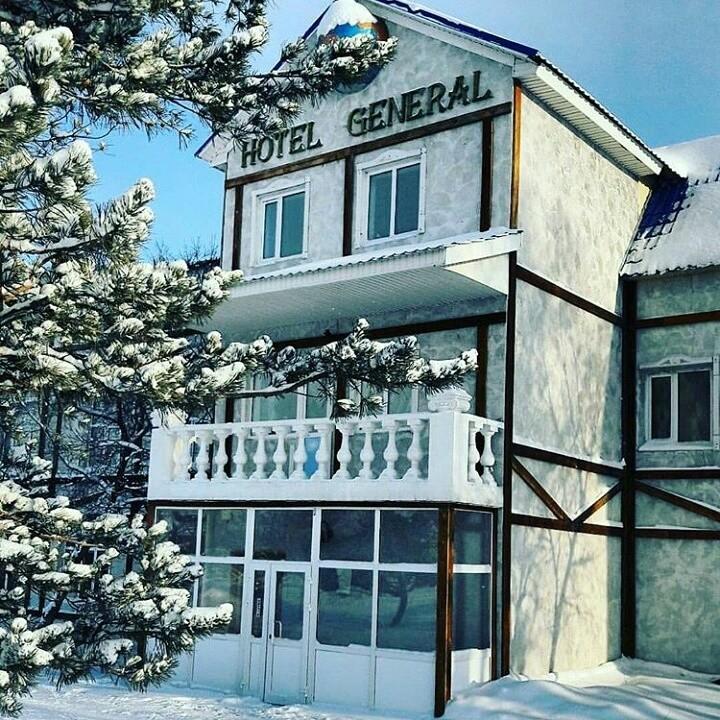 Hotel General Ekibastuz Екстериор снимка